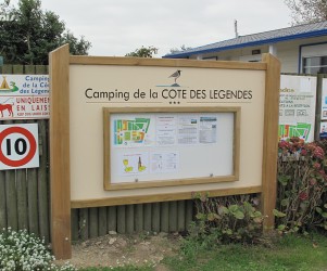 Signalétique touristique - Panneau d'affichage - Accueil camping - Fabrication PIC BOIS