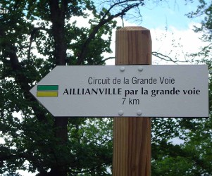 Signalétique touristique - Directionnel sentier - Grande voie - Fabrication PIC BOIS