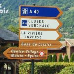 Directionnel routier – Flèches en bois