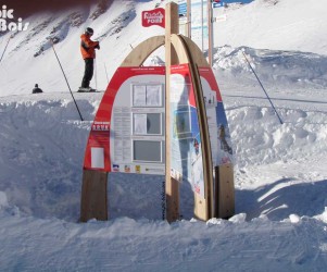 picbois-signaletique-tignes-73.jpg Signalétique touristique - Totem repère - Point Repère - Fabrication PIC BOIS