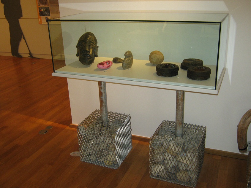 Signalétique touristique - Présentoir - Vitrine de musée - Fabrication PIC BOIS