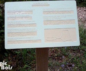 Signalétique touristique - Table de lecture - Sentier en braille - Fabrication PIC BOIS
