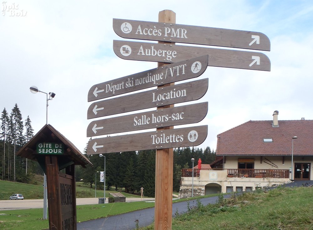 Signalétique touristique - Signalisation - Domaine nordique - Fabrication PIC BOIS