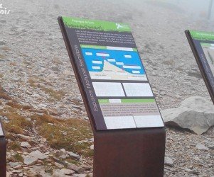 Signalétique touristique - Table de lecture - Paysage de Lure - Fabrication PIC BOIS