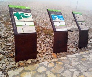 Signalétique touristique - Table de lecture - Mobiliers en braille - Fabrication PIC BOIS