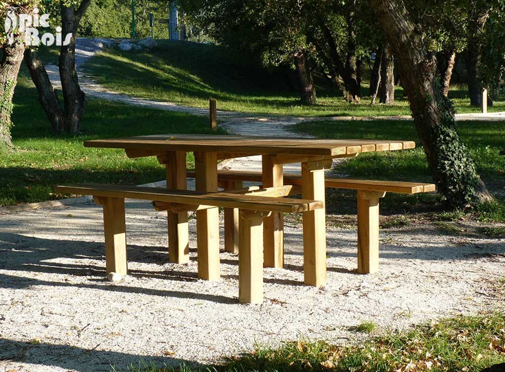 Signalétique touristique - Table de pique-nique - PMR - Fabrication PIC BOIS