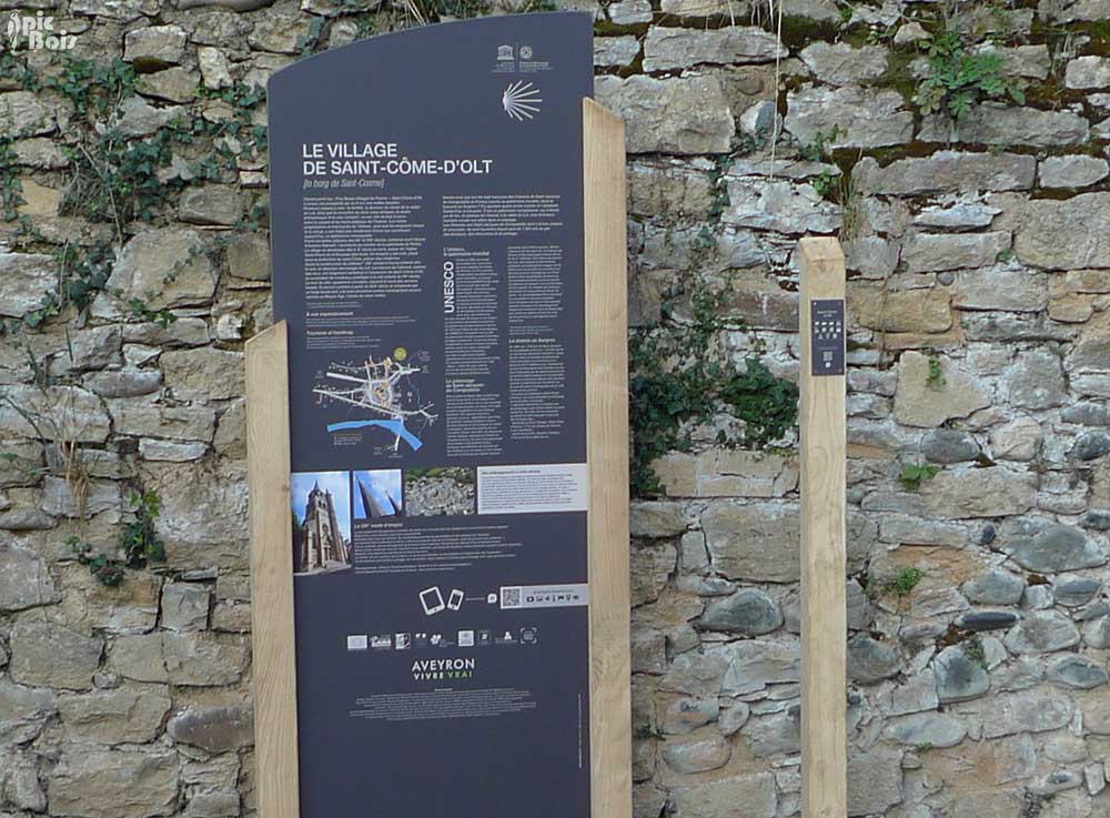 Signalétique touristique - Totem - Parcours découverte village - Fabrication PIC BOIS