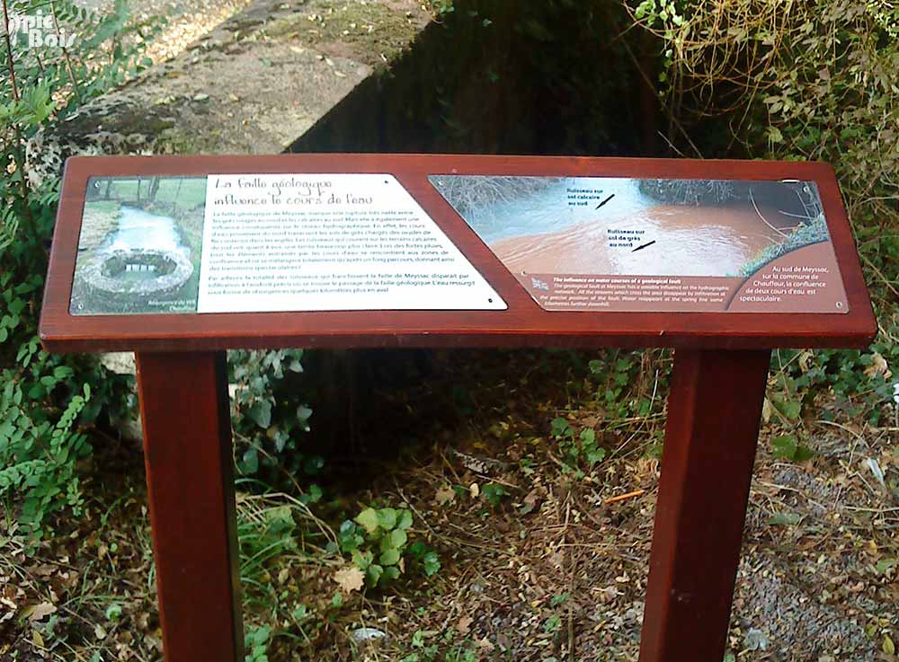Signalétique touristique - Table de lecture - Faille géologique - Fabrication PIC BOIS