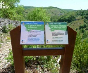 Signalétique touristique - Mobilier interactif - Grotte du Moulin - Fabrication PIC BOIS
