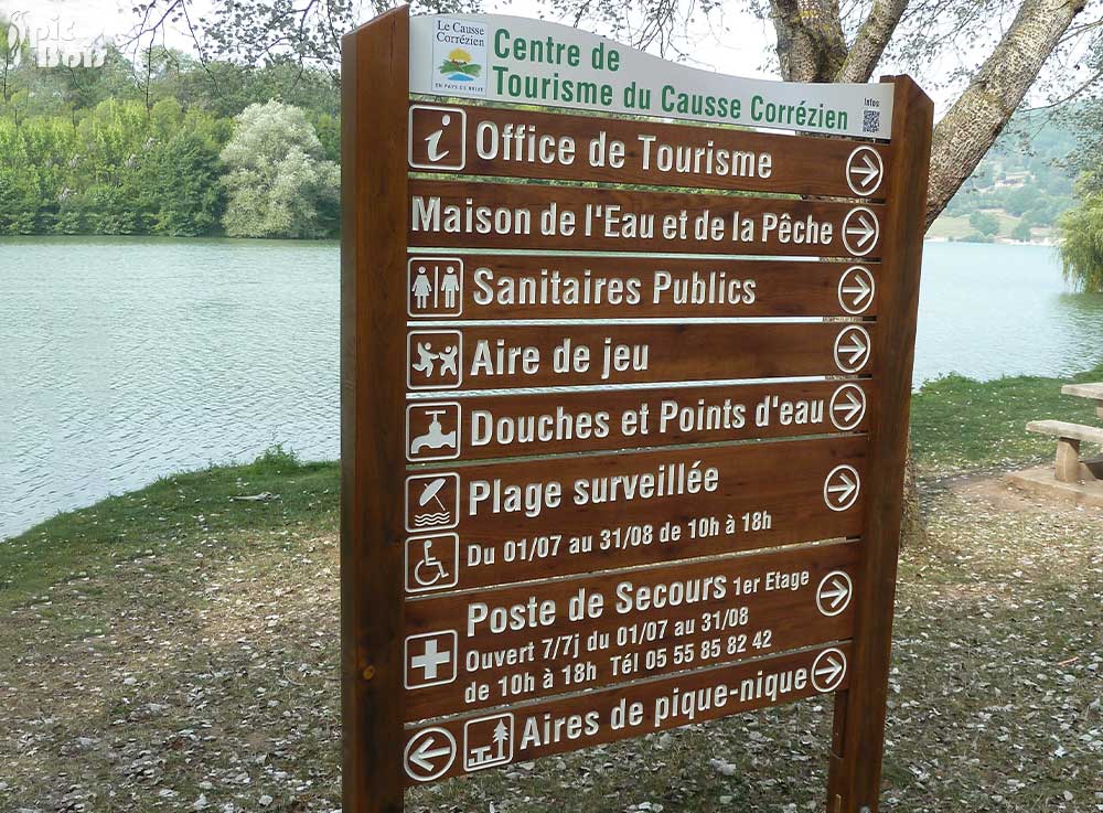 Signalétique touristique - SIL - Sentiers de randonnée - Fabrication PIC BOIS