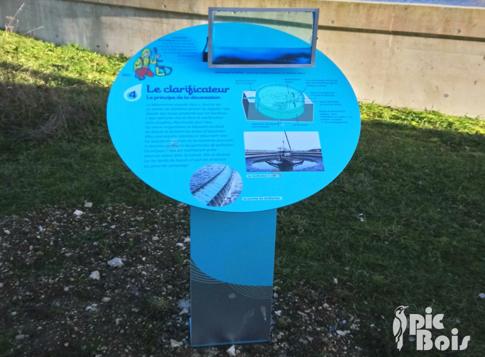 Signalétique touristique - Table de lecture - Le parcours de l'eau - Fabrication PIC BOIS