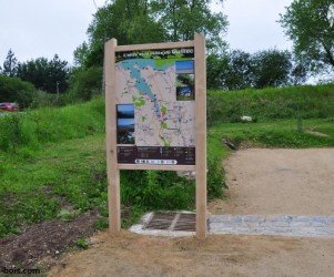 29-plougoulm-panneaux-d-information-en-bois-plan-de-site-littoral.jpg Signalétique touristique - Panneau d'information - Plan de l'anse - Fabrication PIC BOIS