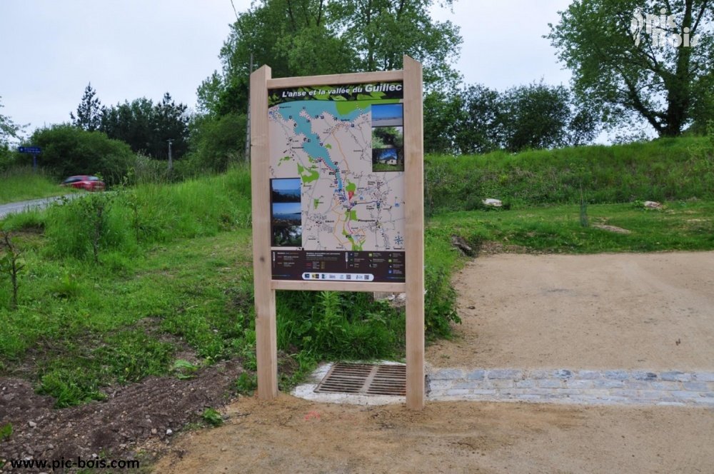 Signalétique touristique - Panneau d'information - Plan de l'anse - Fabrication PIC BOIS