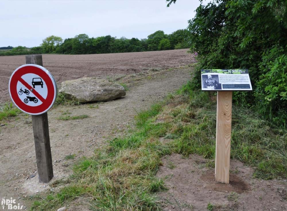 Signalétique touristique - Table de lecture - Espèces présentes - Fabrication PIC BOIS