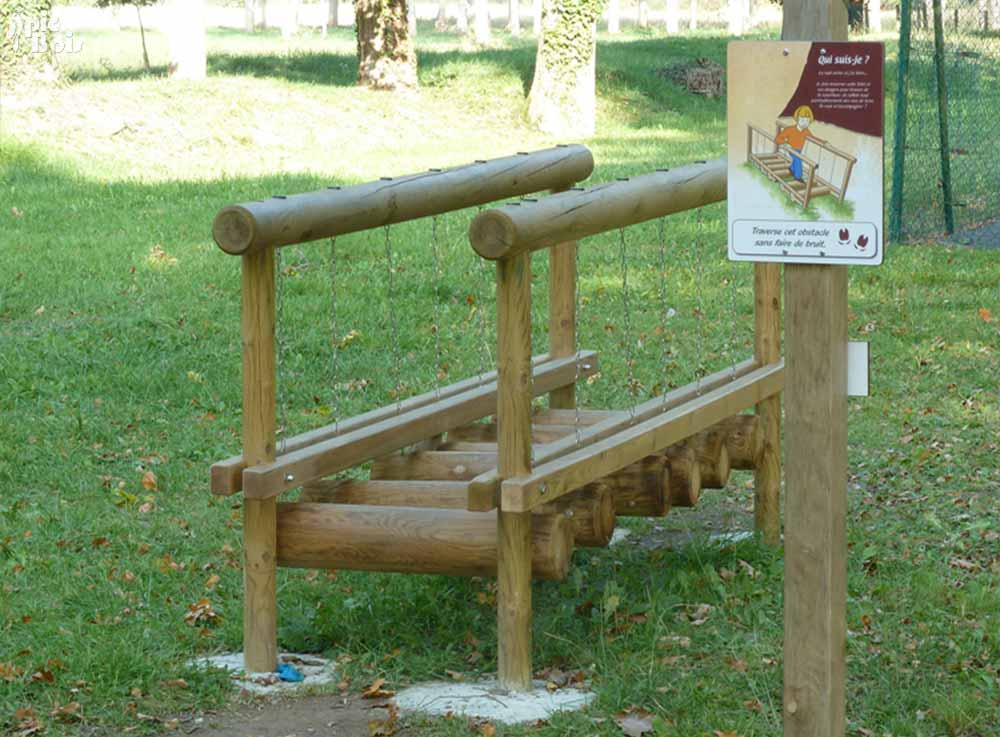 Signalétique touristique - Jeu ludo-sportif - Jeu de la passerelle - Fabrication PIC BOIS