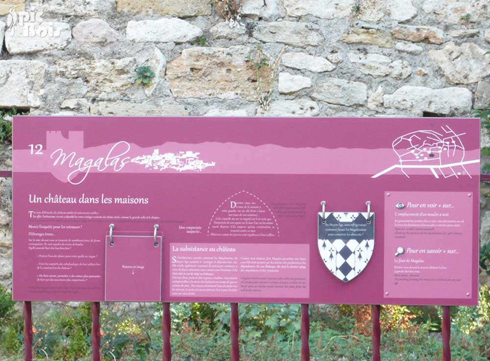 Signalétique touristique - Mobilier interactif - La château - Fabrication PIC BOIS