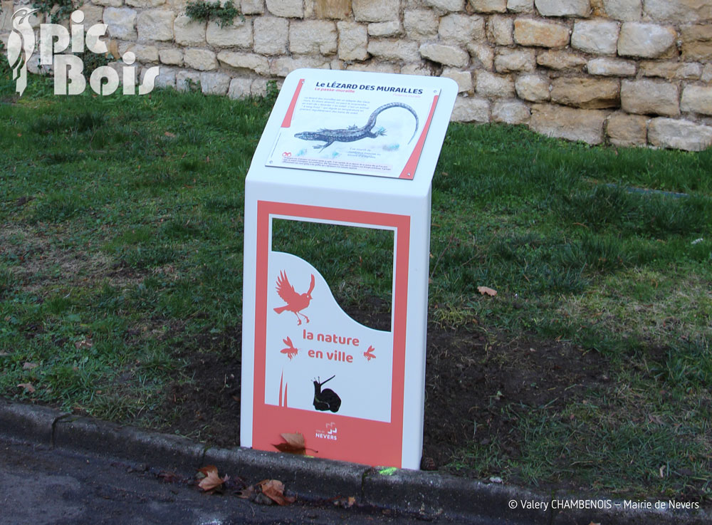 Signalétique touristique - Table de lecture - Nature en ville - Fabrication PIC BOIS