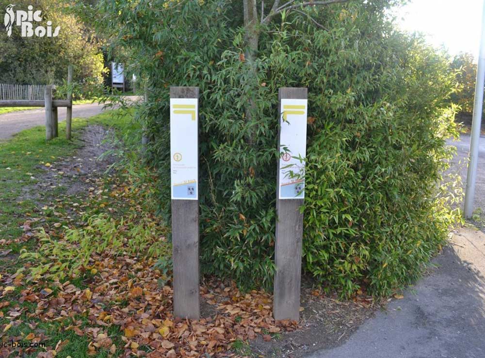 Signalétique touristique - Balisage - Deux boucles - Fabrication PIC BOIS