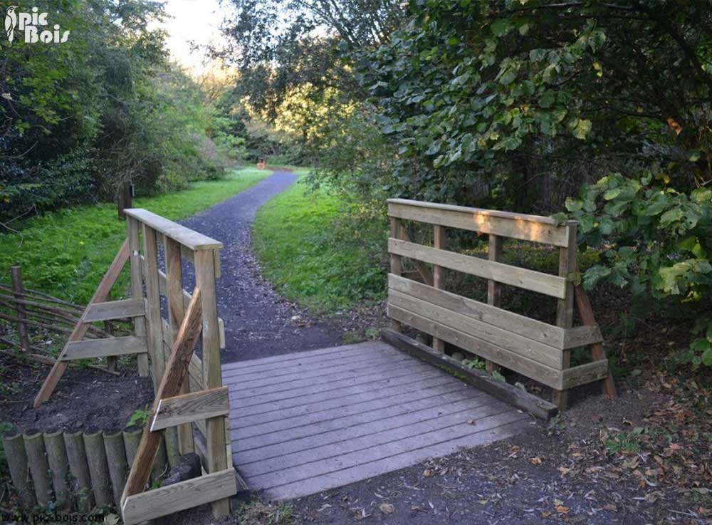 Signalétique touristique - Barrières - Garde corps - Fabrication PIC BOIS