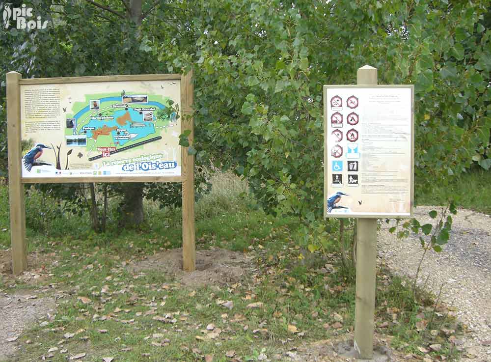 Signalétique touristique - Panneau d'information - Pictos et plan - Fabrication PIC BOIS