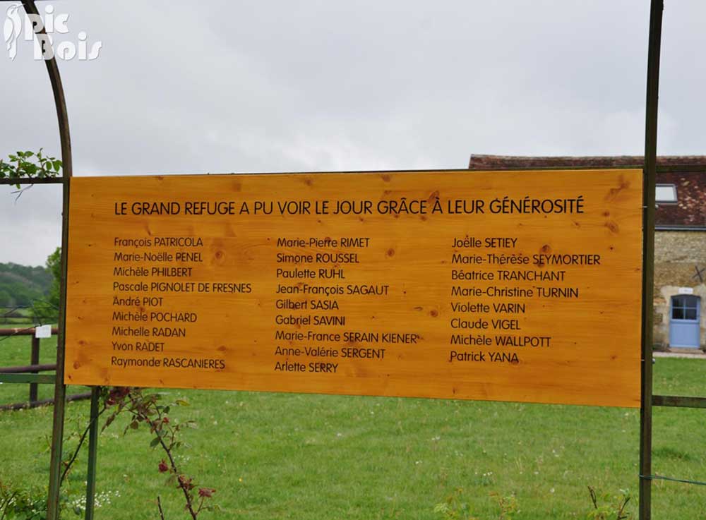 Signalétique touristique - Enseigne - Commémoration SPA - Fabrication PIC BOIS