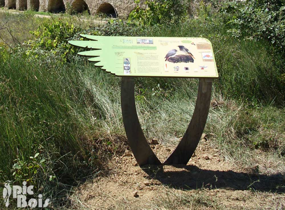 Signalétique touristique - Table de lecture - Sentier oiseaux - Fabrication PIC BOIS