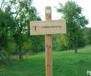 Signalétique touristique - Signalétique de randonnée - Balisage - Accès sentier - Fabrication PIC BOIS