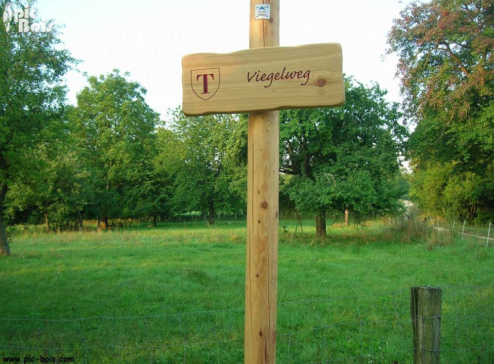 Signalétique touristique - Balisage - Entrée de sentier - Fabrication PIC BOIS