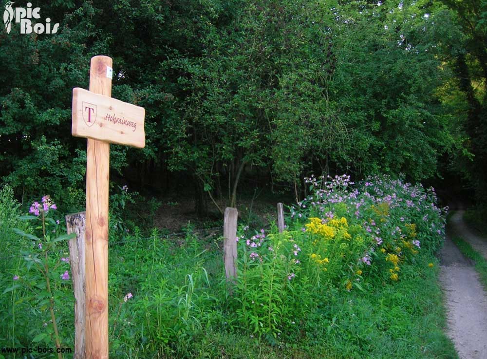 Signalétique touristique - Balisage - Repère du chemin - Fabrication PIC BOIS