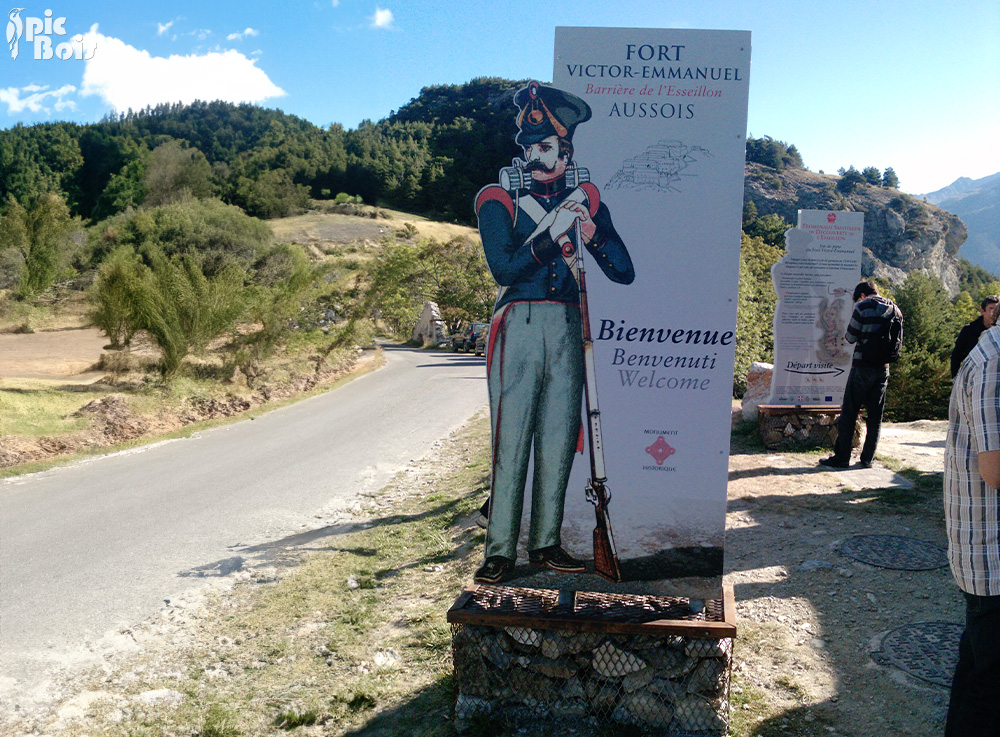 Signalétique touristique - Totem - Accueil de site - Fabrication PIC BOIS