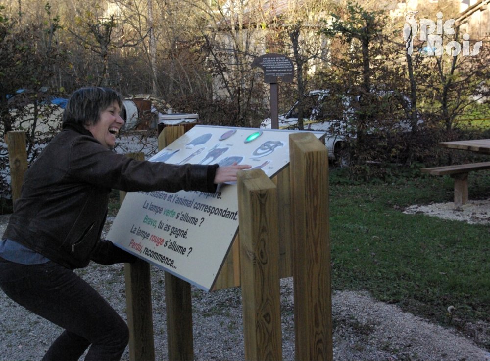 Signalétique touristique - Parcours sensoriel - Jeu sonore - Fabrication PIC BOIS