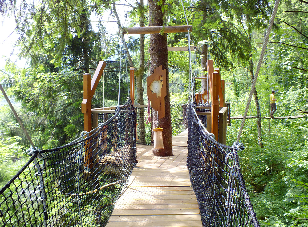 Signalétique touristique - Jeu ludo-sportif - Passerelle - Fabrication PIC BOIS