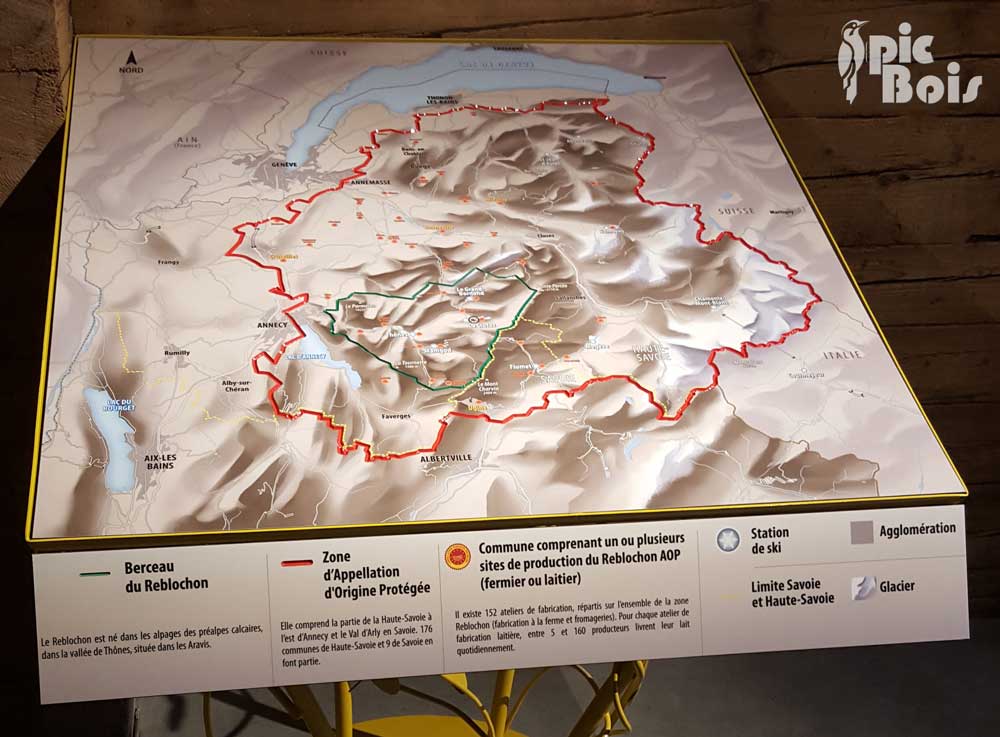 Signalétique touristique - Carte en relief - Reblochon - Fabrication PIC BOIS