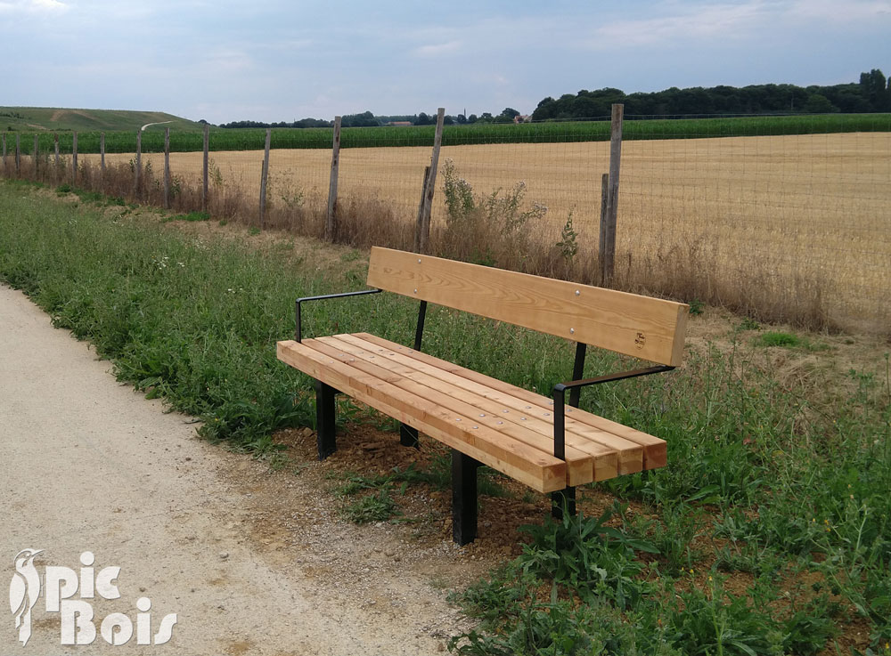 Signalétique touristique - Banc - Accoudoir en métal - Fabrication PIC BOIS