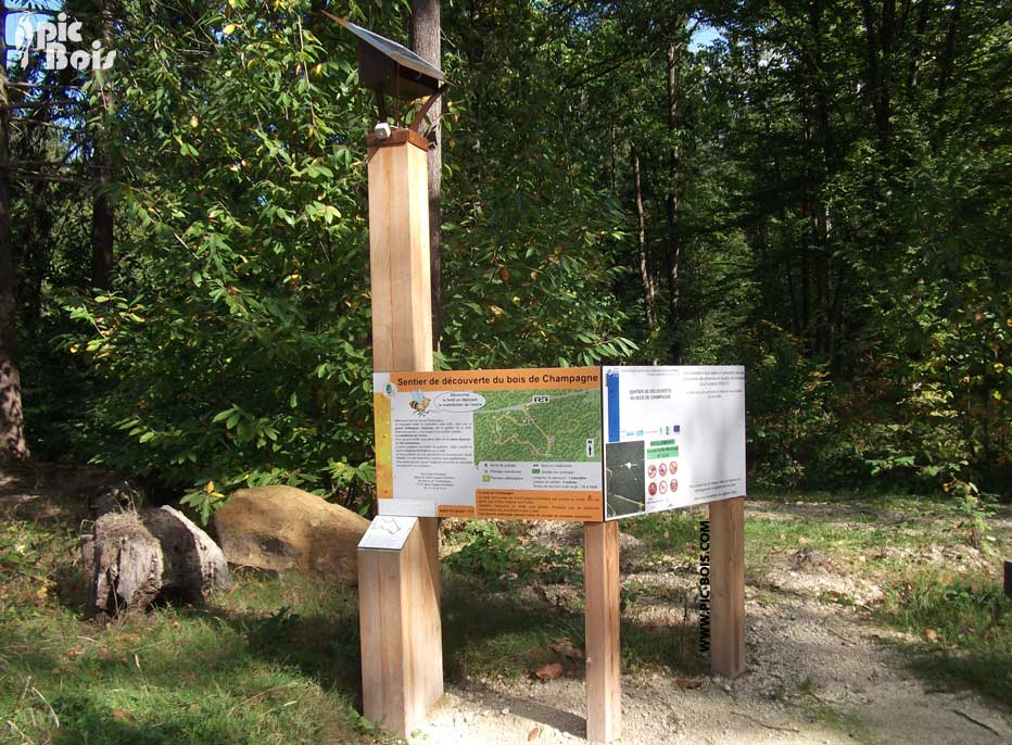 Signalétique touristique - Panneau d'information - Borne sonore - Fabrication PIC BOIS