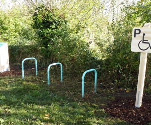 Signalétique touristique - Panneau de circulation - Place réservée - Fabrication PIC BOIS