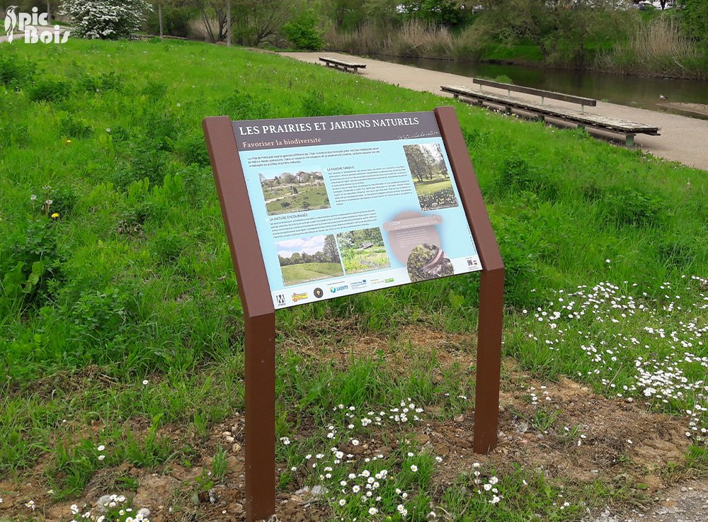 Signalétique touristique - Table de lecture - Prairies et jardins - Fabrication PIC BOIS