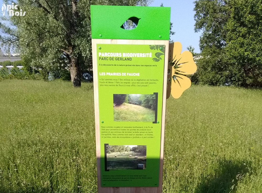 Signalétique touristique - Totem de biodiversité - Fabrication PIC BOIS