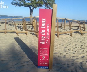 Signalétique touristique - Panneau aire de jeu - Forme - Fabrication PIC BOIS