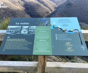 Signalétique touristique - Mobilier interactif - La vallée - Fabrication PIC BOIS