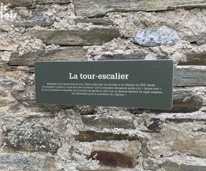 Signalétique touristique - Plaque thématique - La tour escalier - Fabrication PIC BOIS