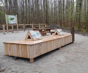 Signalétique touristique - Banc - Quai de gare - Fabrication PIC BOIS