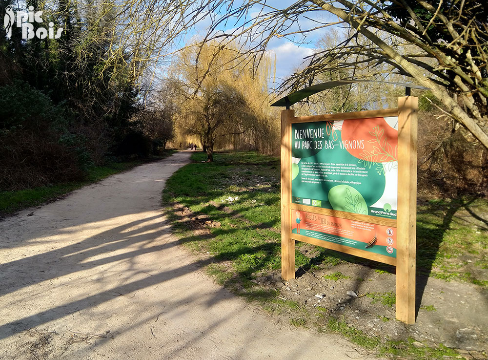 Signalétique touristique - Panneau d'information - Parc Bas-Vignons - Fabrication PIC BOIS