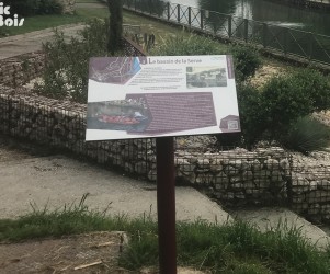 Signalétique touristique - Table de lecture -Bassin de la Serve - Fabrication PIC BOIS