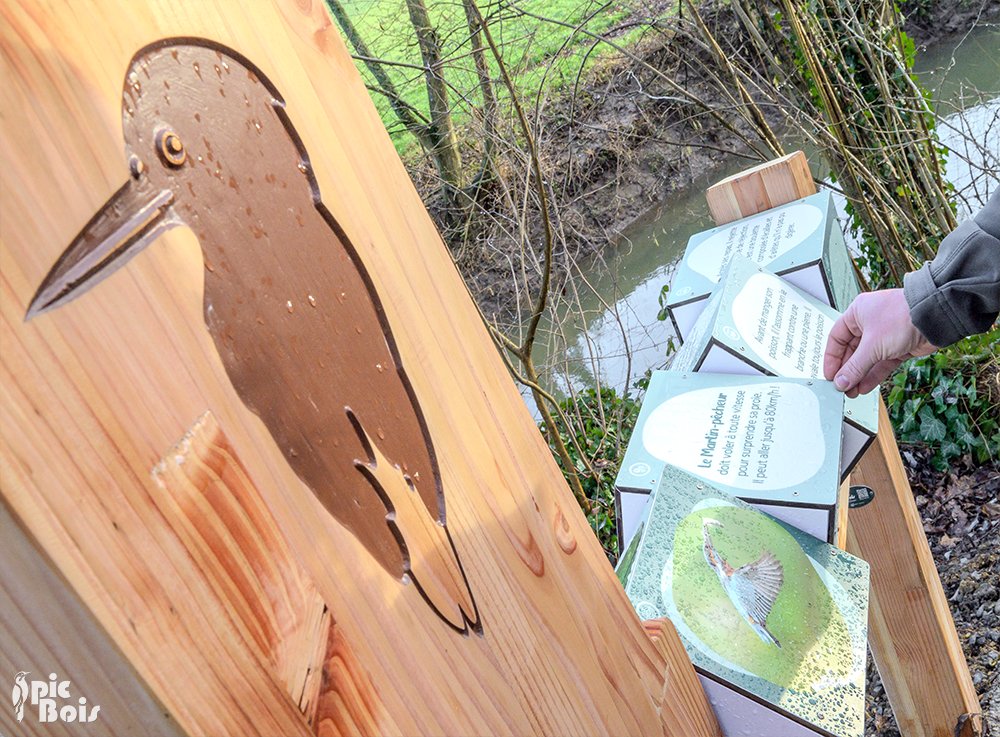 Signalétique touristique - Mobilier interactif - Burdinne - Fabrication PIC BOIS