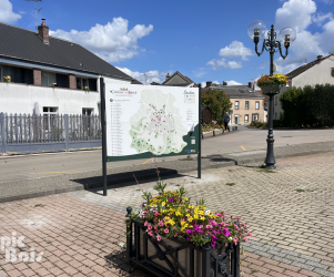 Signalétique touristique - Panneau d'information - sentier viticole - Fabrication PIC BOIS