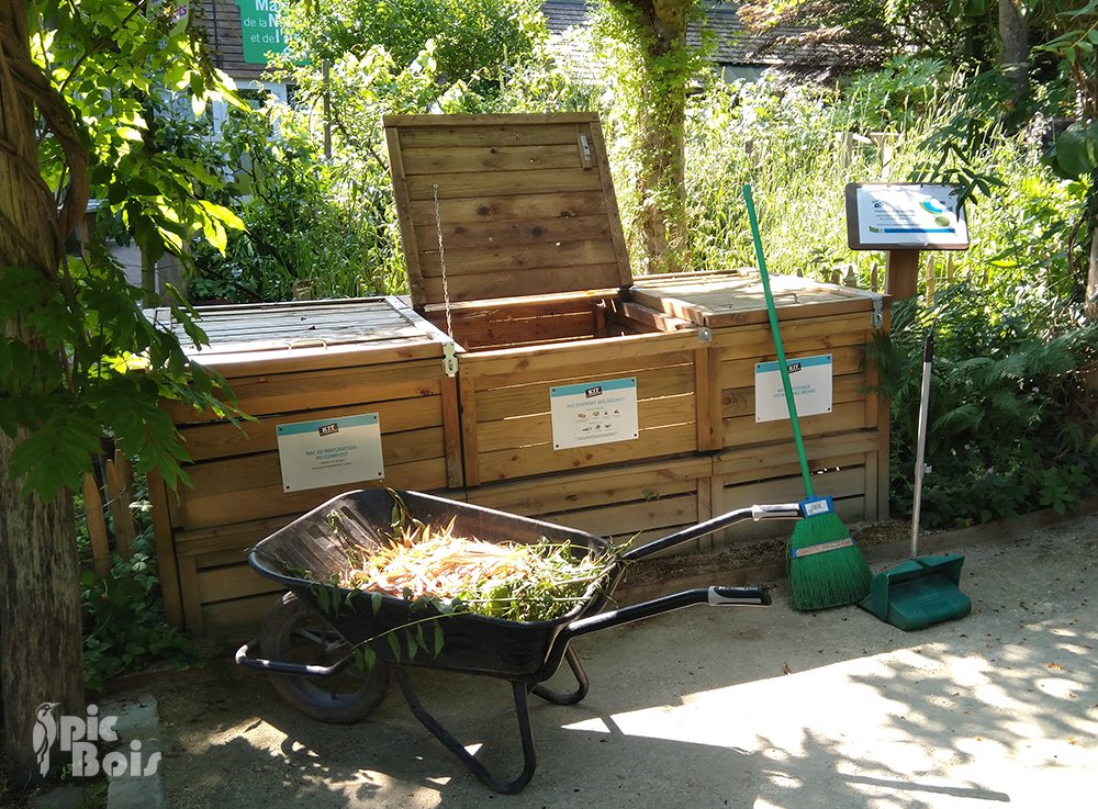 Signalétique touristique - Panneaux compost - Maison de la nature - Fabrication PIC BOIS