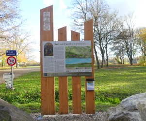 Signalétique touristique - Panneau d'information-Traces du passeur - Fabrication PIC BOIS
