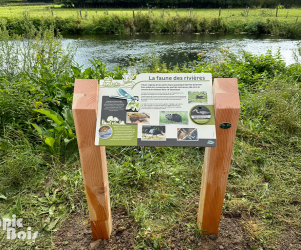 picbois – Pupitre La faune des rivières – 28 – SAINT PREST Signalétique touristique - Table de lecture - La faune des rivières - Fabrication PIC BOIS