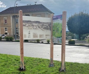 Signalétique touristique - Panneau d'information - A l'aventure - Fabrication PIC BOIS